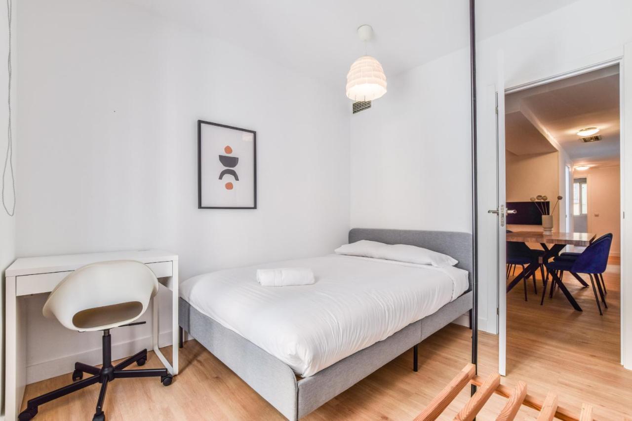 Apartamentos Reformados En Lavapies Madri Exterior foto