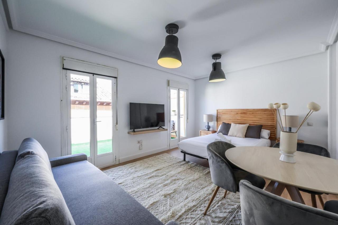 Apartamentos Reformados En Lavapies Madri Exterior foto